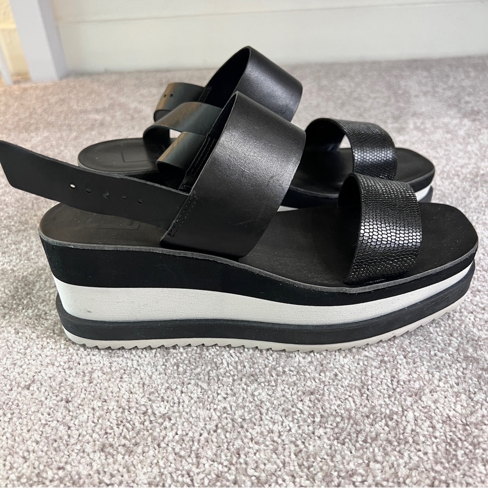 Dolce Vita Black Platform Sandals